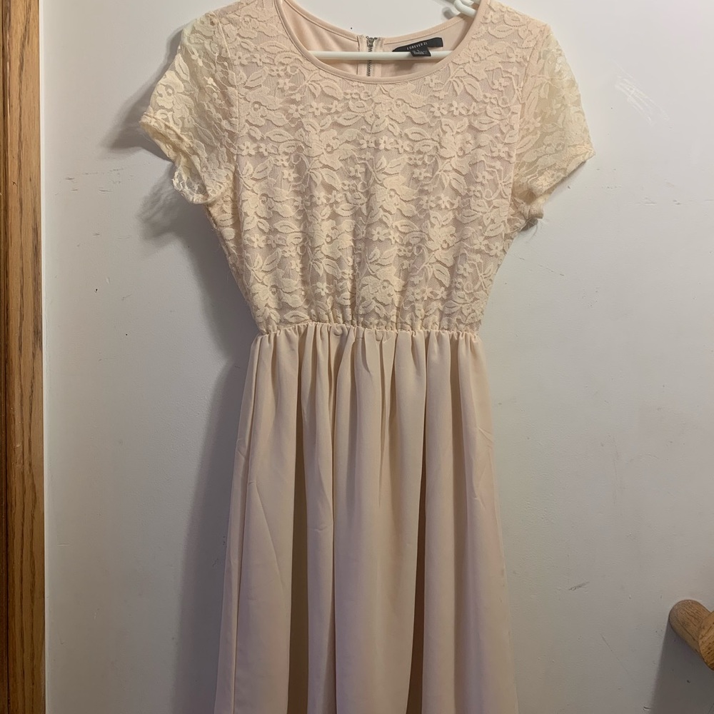 Forever21 Cream Lace Dress